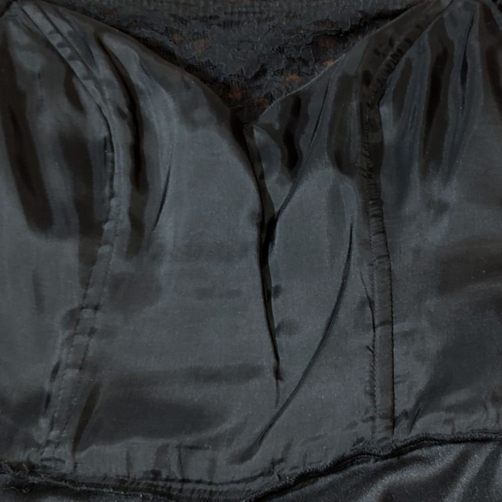 White House Black Market Black Lace Overlay A-Line Dress Shoulder Cockta… - Picture 6 of 12